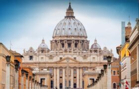 Papa León XIV crea comisión vaticana sobre la inteligencia artificial