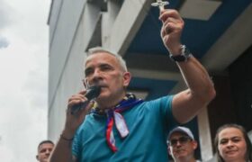 Freddy Bernal: La única manera de apoyar la economía es producir