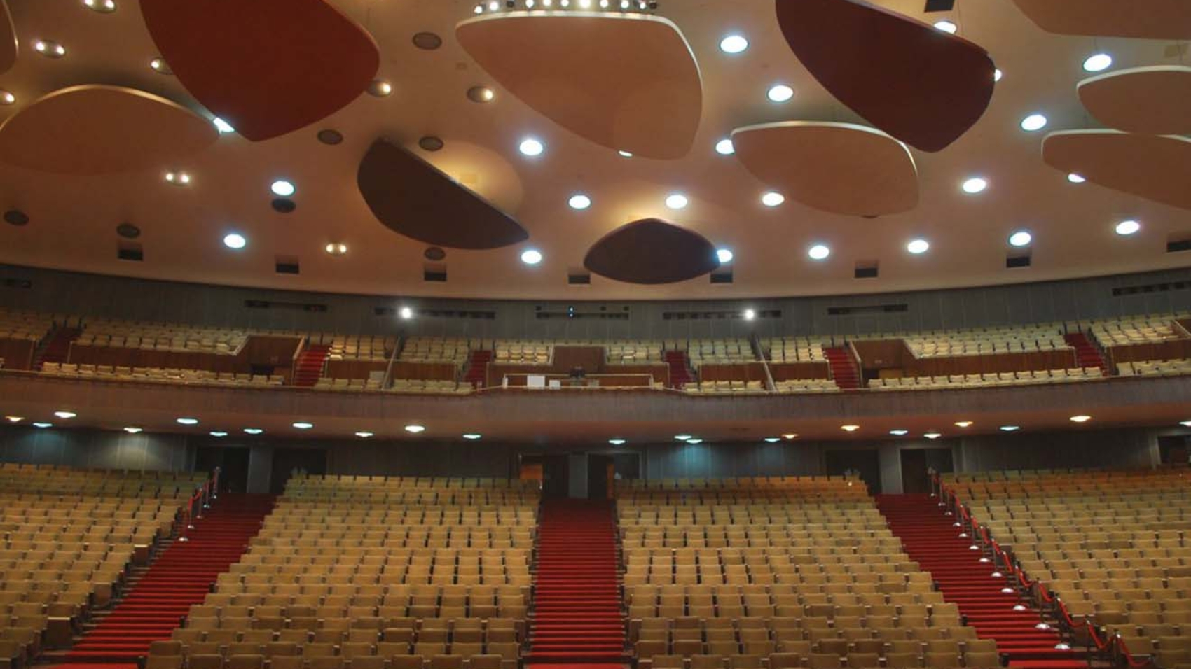 AULA MAGNA UCV