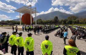 Gobierno de Miranda eleva a 866 la flota de patrullaje con entrega de 90 motos en Sucre