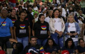 Presidenta (E) instruye a las Brigadas de Atención máxima protección para los adultos mayores