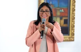 Delcy Rodríguez solicita al TSJ crear doctrina sobre la diversidad como derecho humano fundamental