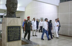 Presidenta (E) Delcy Rodríguez inspecciona avances en recuperación de hospitales
