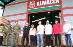 Ejecutivo nacional exalta procesos productivos comunales para cultivo del café
