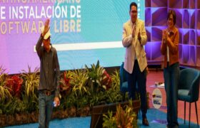 Semillero científico presenta innovador sistema MiOS en FLISoL 2026