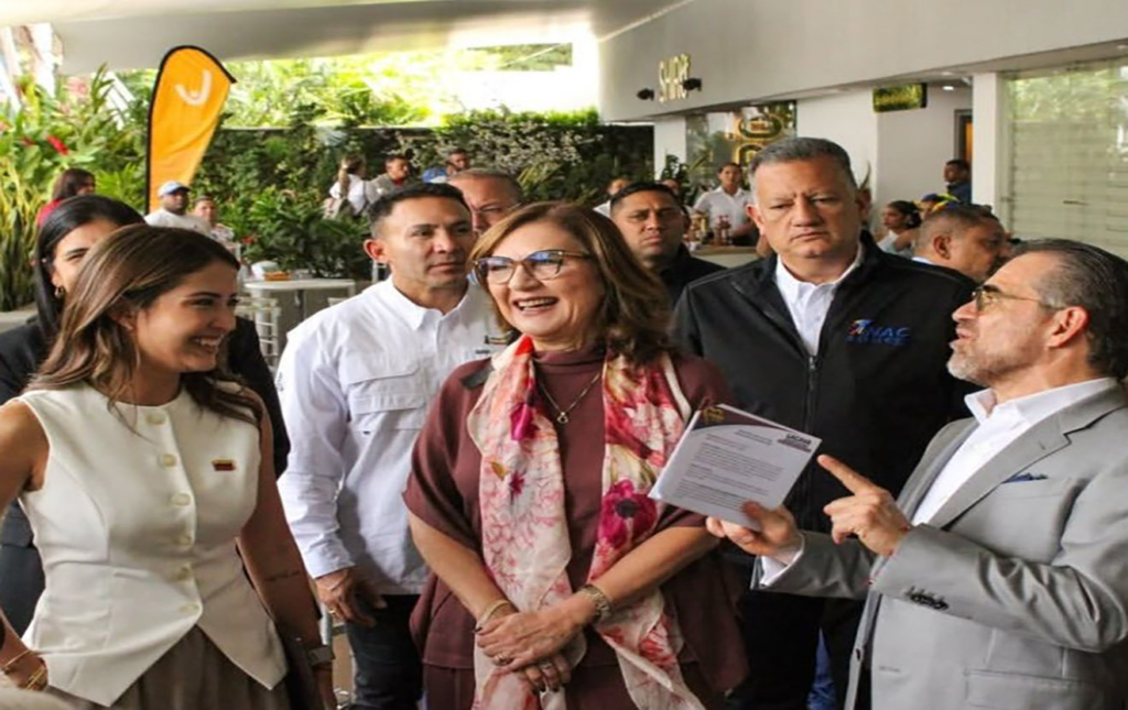 Venezuela y Colombia inician operaciones de la ruta aérea Bogotá-Valencia a través de Wingo