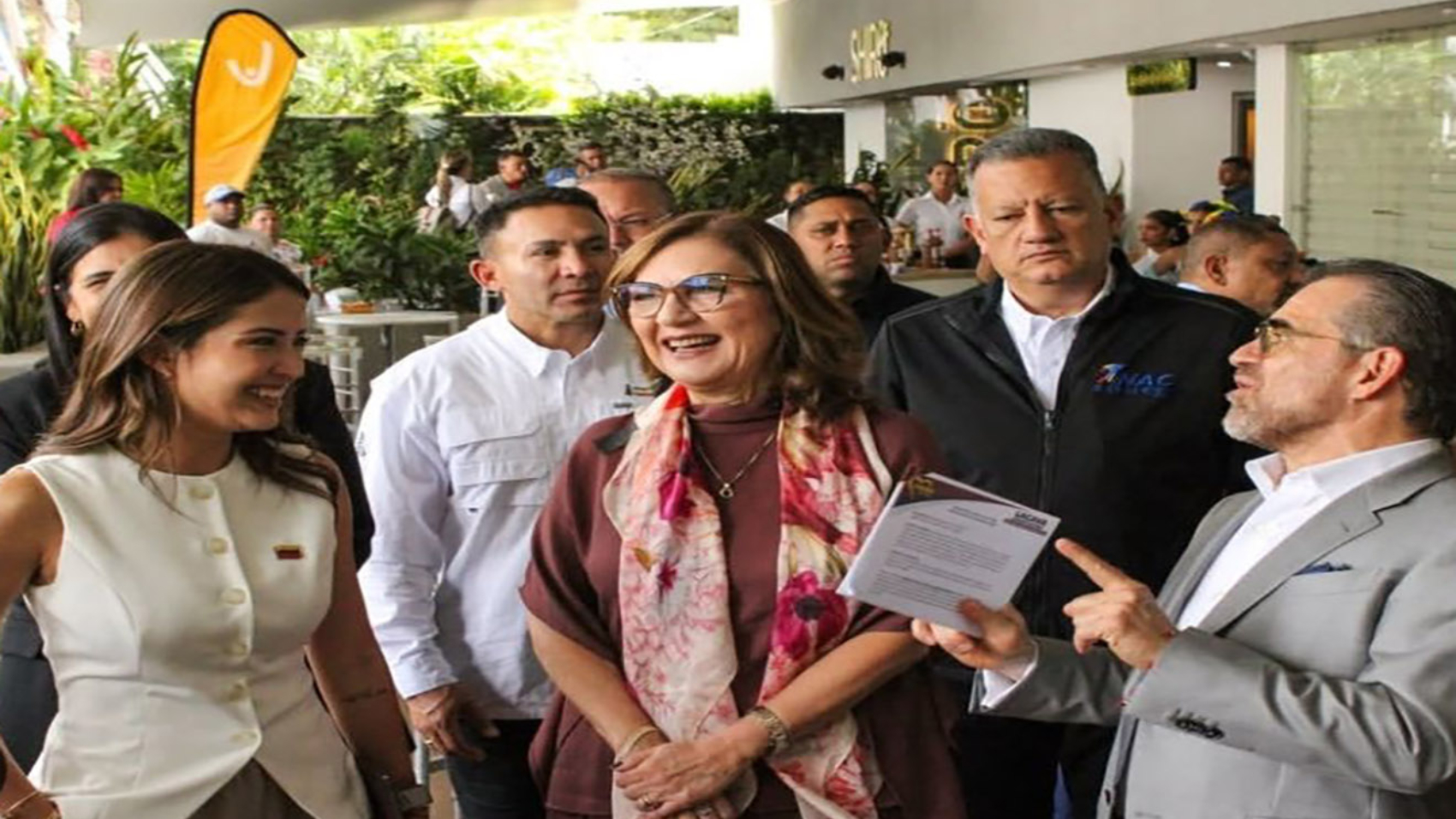 Venezuela y Colombia inician operaciones de la ruta aérea Bogotá-Valencia a través de Wingo