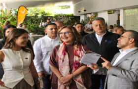 Venezuela y Colombia inician operaciones de la ruta aérea Bogotá-Valencia a través de Wingo