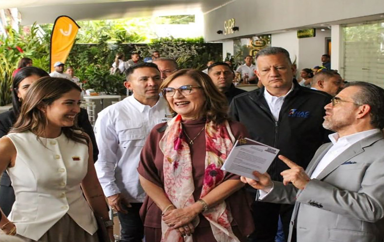 Venezuela y Colombia inician operaciones de la ruta aérea Bogotá-Valencia a través de Wingo