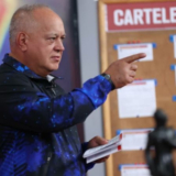 diosdado-cabello-en-el-programa-numero-571-con-el-mazo-dando-cortesia-61187