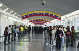 Aterrizó el vuelo 143 de la Gran Misión Vuelta a la Patria con 166 migrantes venezolanos