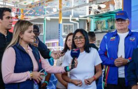 Más de medio millón de toneladas de alimentos distribuidas en 2026 a través de los mercados a cielo abierto y bodegas comunales
