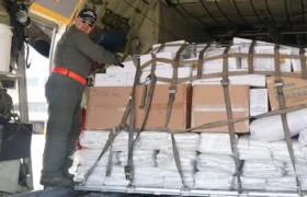 Venezuela recibe con gratitud el cuarto vuelo de ayuda humanitaria de Colombia