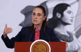 Sheinbaum pide al embajador de EEUU respeto a asuntos internos de México