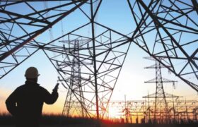 Colombia invertirá en mejoras de interconexión eléctrica con Venezuela