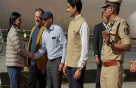 Presidenta (E) Delcy Rodríguez llega a la ciudad de Mumbai para continuar su agenda de trabajo