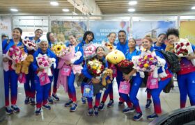 La selección sub-17 de voleibol venezolana regresó triunfante de Honduras