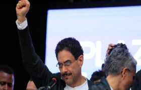 Cepeda denuncia anomalías electorales y alerta sobre injerencia extranjera en Colombia