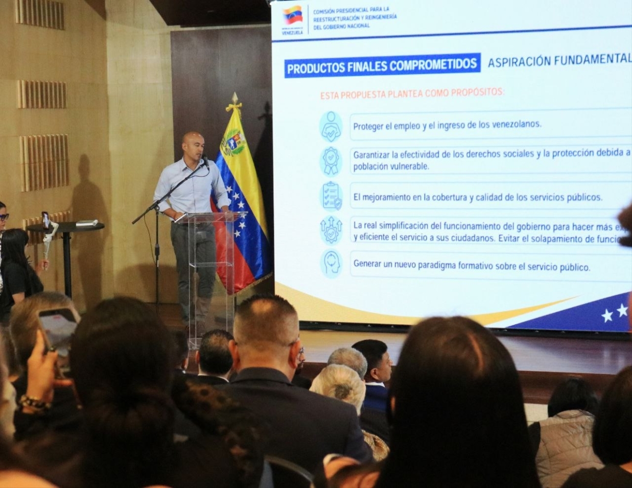diputados-presentan-propuestas-en-consulta-para-la-reestructuracion-y-reingenieria-del-gobierno-nacional-20260609152509