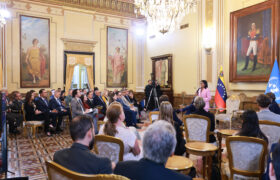 Presidenta Delcy Rodríguez instala taller con la ONU para el plan de reconstrucción tras terremotos