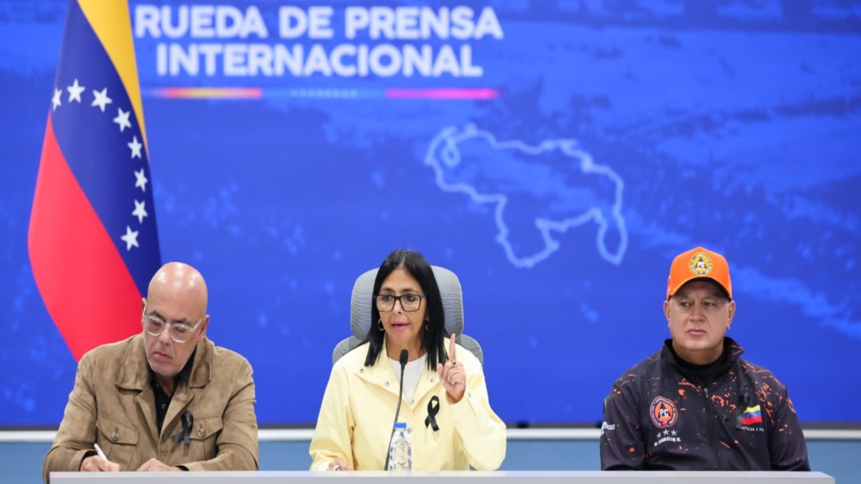 Delcy Salvar vidas55