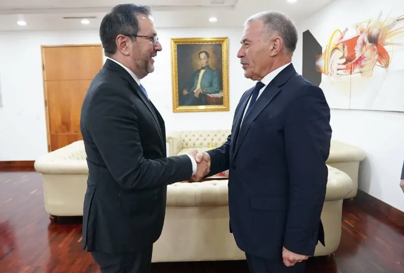 Emídio Sousa y canciller venezolano