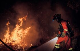 España declara emergencia nacional en Madrid y Ávila por gravedad de los incendios forestales