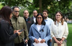 Presidenta (E) Delcy Rodríguez ofrece importantes anuncios económicos para atender emergencia por sismos