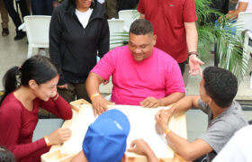 Presidenta (E) Delcy Rodríguez recorre Campamento Transitorio Gran Colombia que atiende a 1190 personas