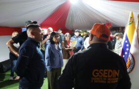 Presidenta (E) Delcy Rodríguez inspeccionó Centro de Control ubicado en la Av. Bolívar de Caracas
