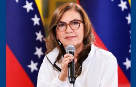 Jacqueline Faría asume la presidencia de la Gran Misión Venezuela Renace