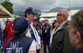Gobierno nacional instala hospital de campaña en Catia La Mar para damnificados por sismos