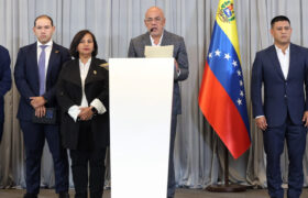 Gobierno nacional y AN 2015 culminan primer ciclo de diálogo con acuerdos sobre fondos en el exterior y reforma del TSJ