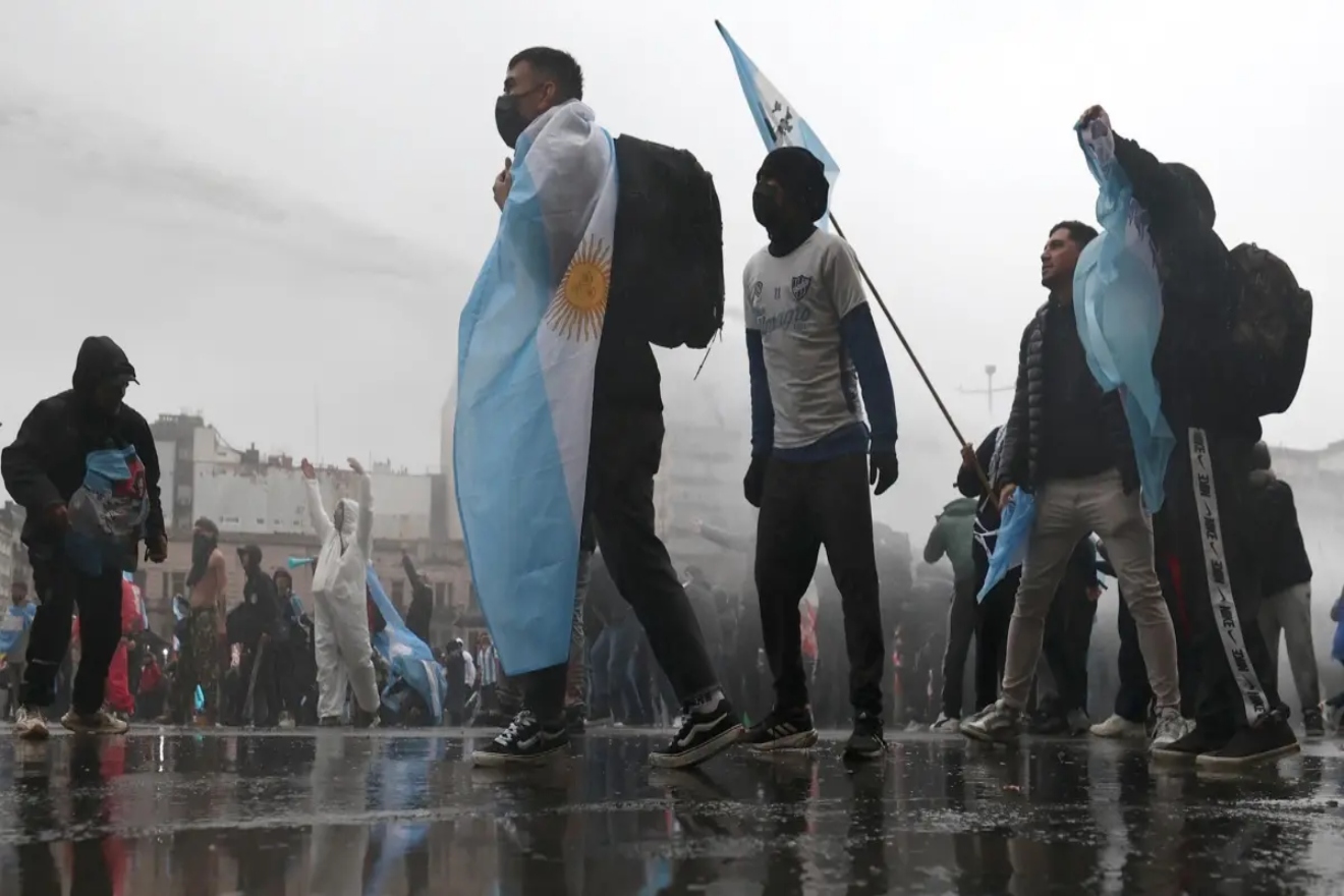 Argentina (2)11
