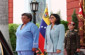 Presidenta Delcy Rodríguez recibe a la Primera Ministra de Barbados Mia Amor Mottley en Miraflores