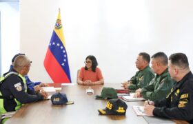 Presidenta Delcy Rodríguez estudia nuevo plan de patrullaje preventivo urbano y revisa esquema de alcabalas