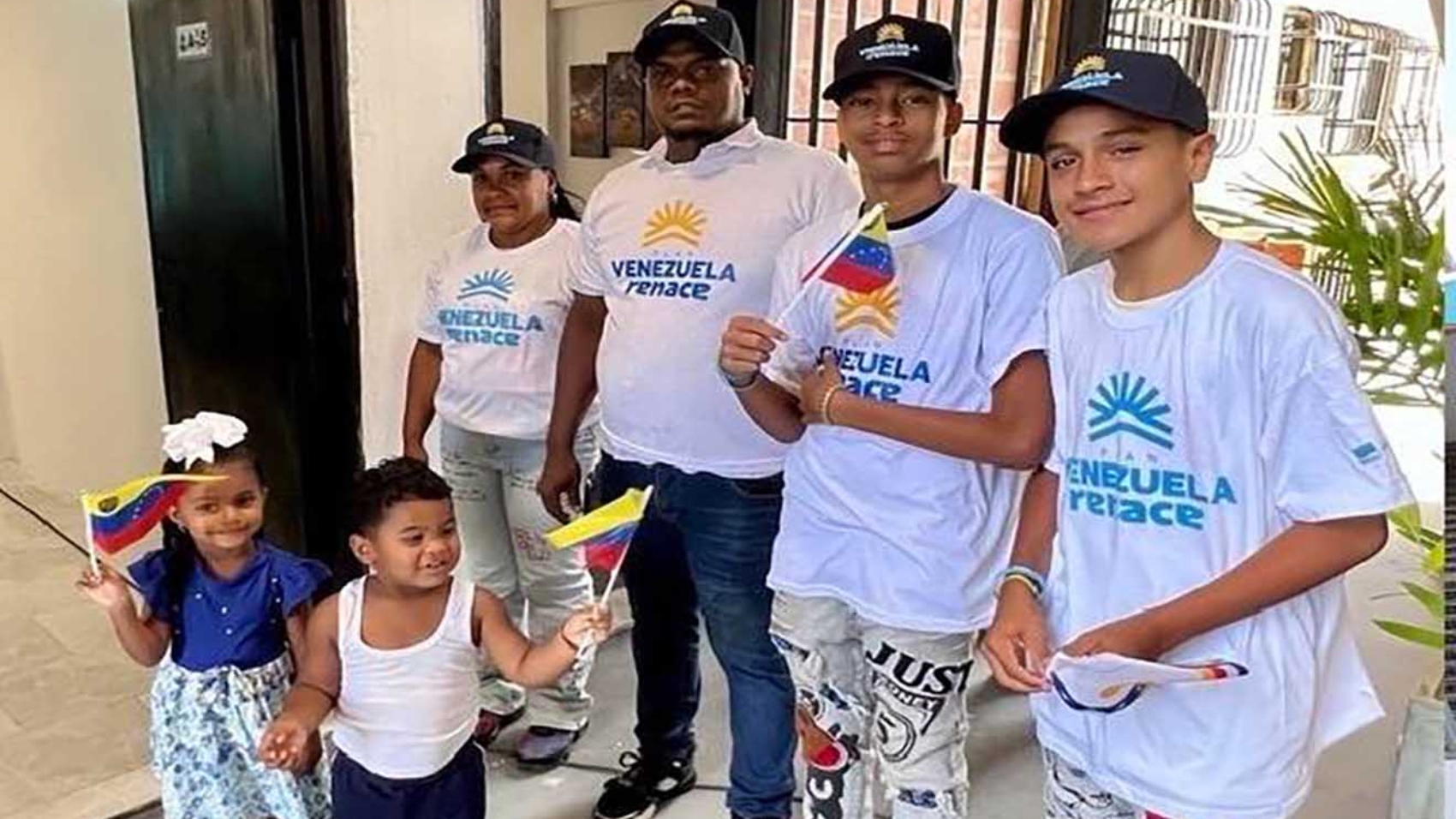 Entrega de viviendas recuperadas en la Guaira