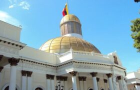 Destituido Antonio Ecarri como presidente del Grupo de Amistad Parlamentaria Venezuela-Estados Unidos