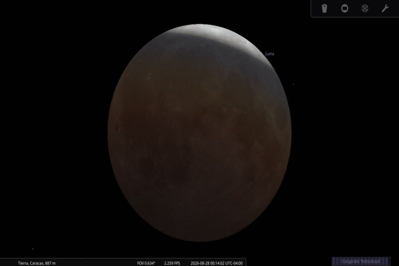 Luna44