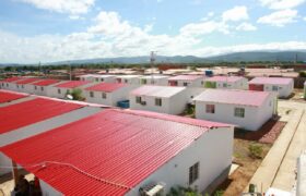 Gobierno Nacional destaca avance en construcción de viviendas para damnificados por los sismos del 24 de junio