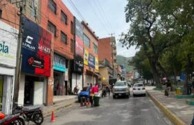 Comercios del estado La Guaira operan en 90 % en zonas menos afectadas