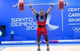 Julio Mayora encabezó producción áurea en su categoría en halterofilia en los Juegos Centroamericanos y del Caribe