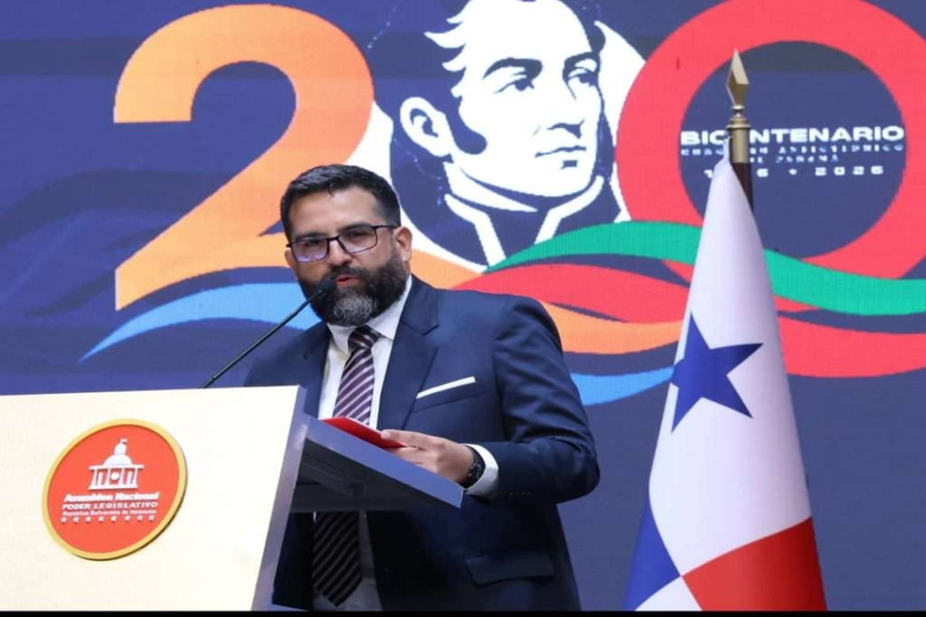 nuevo ministro Alejandro López22