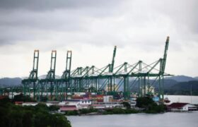 Canal de Panamá evalúa restricciones operativas ante fenómeno de El Niño