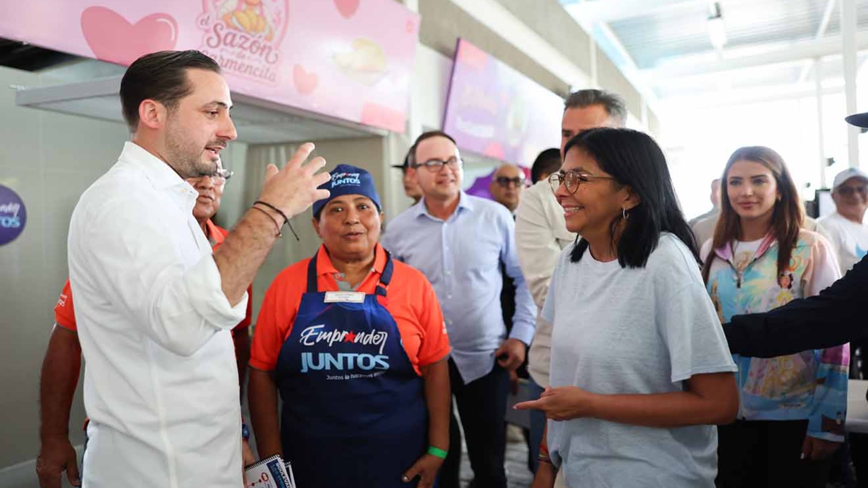Delcy Rodríguez entrega modernización de emblemático bulevar gastronómico en Puerto la Cruz