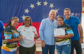 Entregan en Brión los primeros certificados de Capacitación Técnica en Procesos Constructivos de Viviendas
