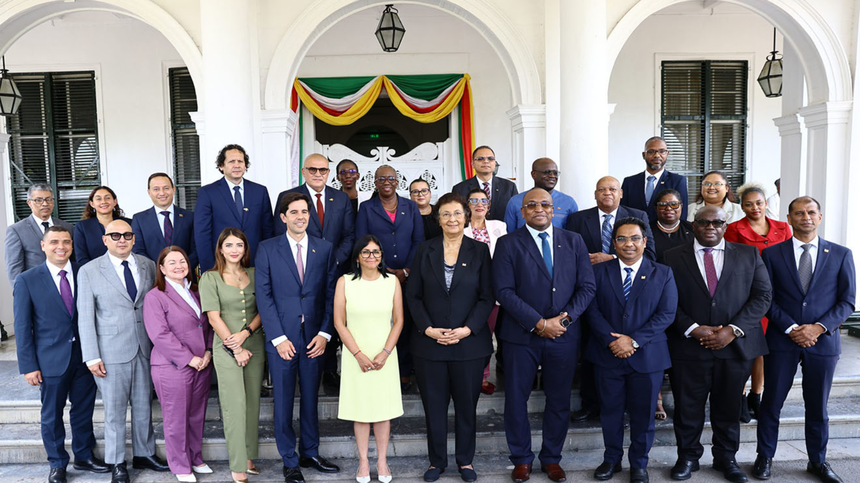 Venezuela y Surinam revalidan principios de soberanía e integridad territorial en marco diplomático