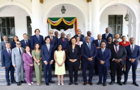 Venezuela y Surinam revalidan principios de soberanía e integridad territorial en marco diplomático