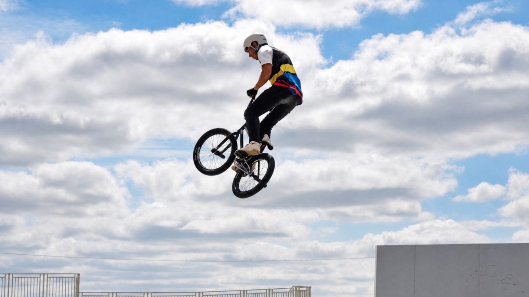 bmx22