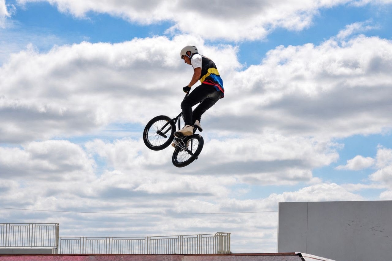 bmx22